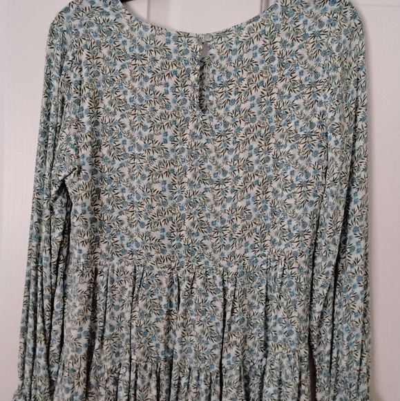 Ladies Ruffled Blouse - Picture 6 of 11